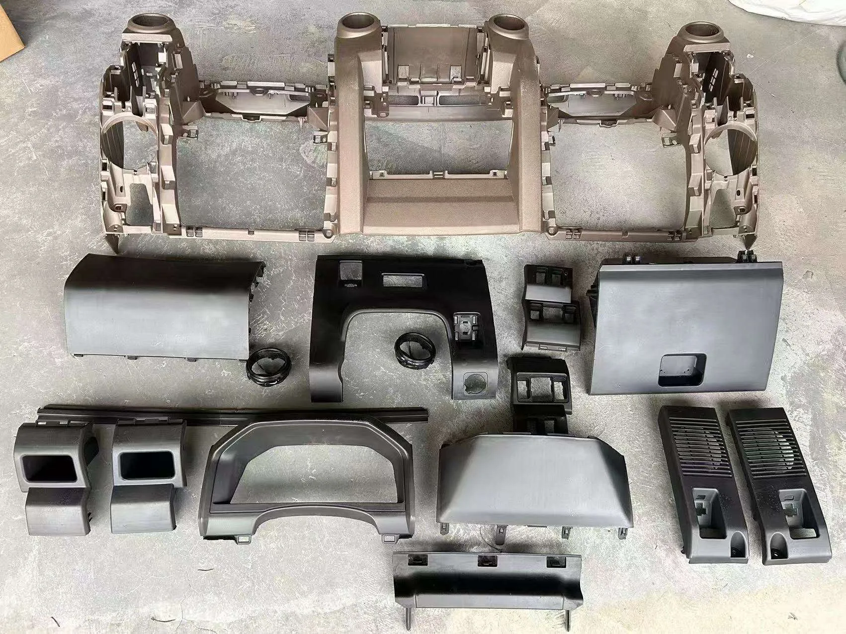 Toyota Land Cruiser LC76 Interior Upgrade Kit - Image 1