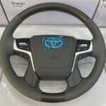 Toyota Land Cruiser LC200 (2008–2021) and Prado LC150 (2009–2022) steering wheel upgrade in wooden and leather design with airbag – Changzhou Chengfeng Vehicle Co., Ltd.